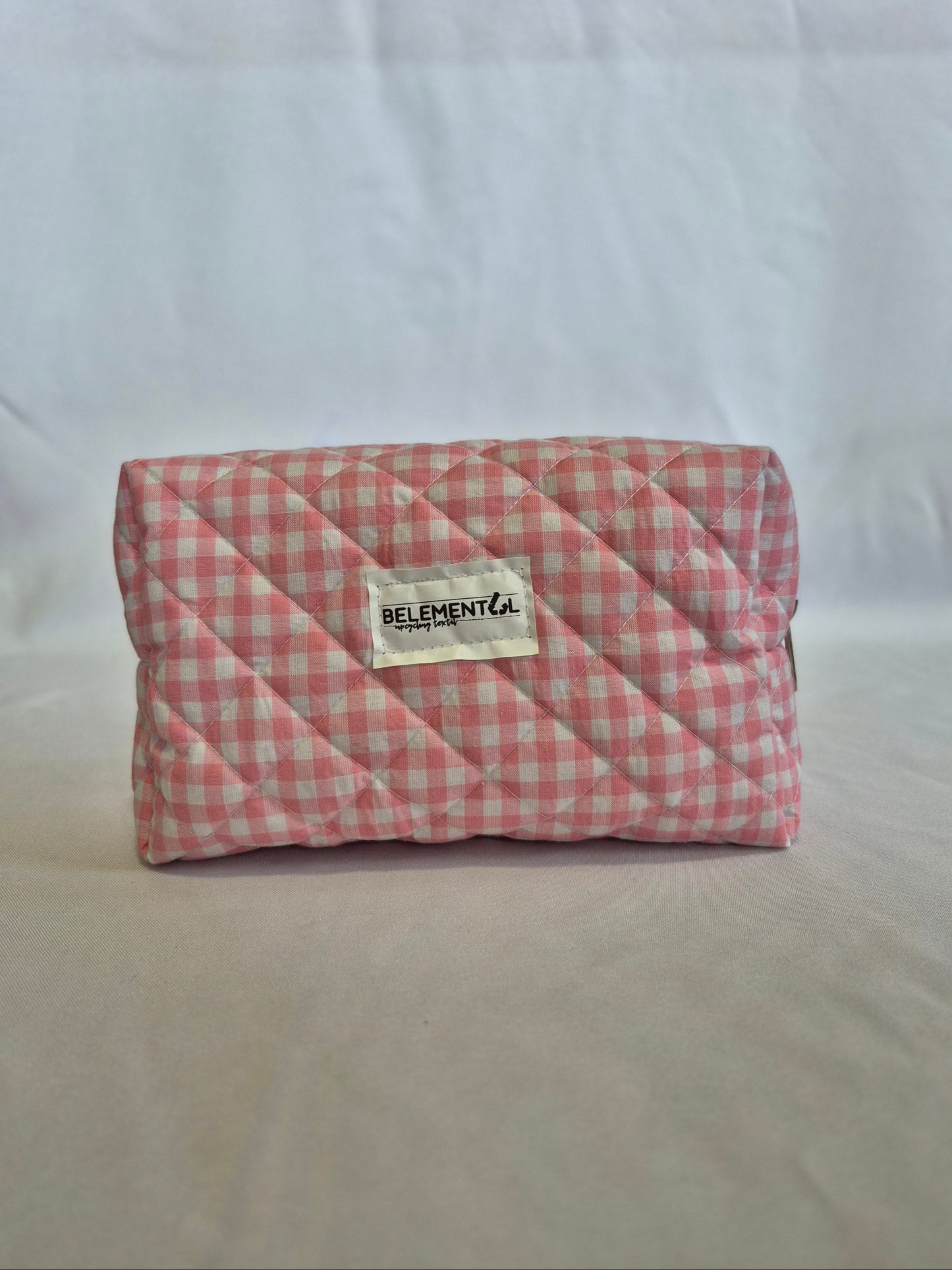 Cosmetic bag